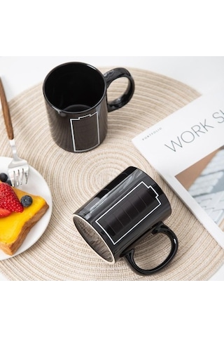 Novahub Isıya Duyarlı Renk Değişen Seramik Fincan - Kahve Pil Kupa - Sihirli Fincan Siyah