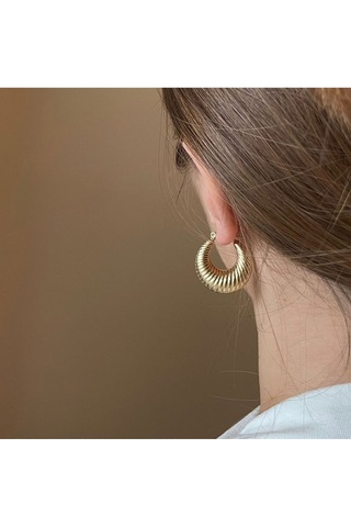 Vintage Çizgi Bombeli Gold Çelik Halka Küpe Gold