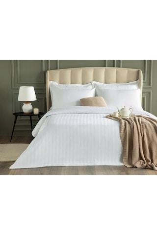 Çift Kişilik Battal Boy Çizgili Pamuk Saten Nevresim Beyaz 200x230 - Otel Koleksiyonu Beyaz