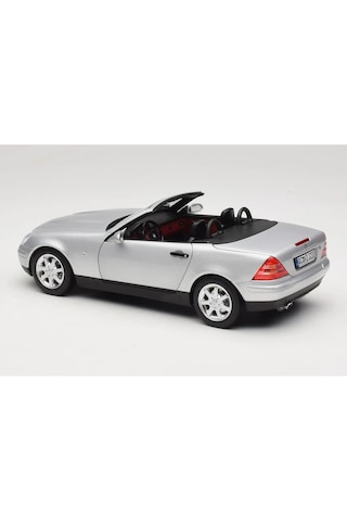1:18 Norev 1996 Mercedes Benz Slk 350 Brillant Silver