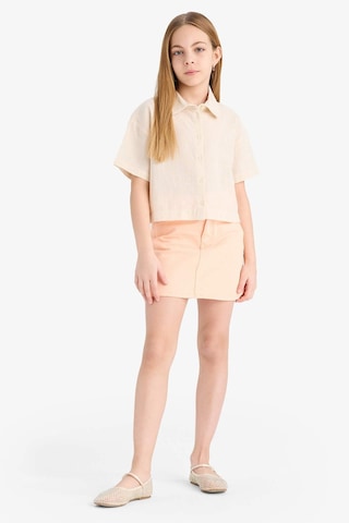 DeFacto Kız Çocuk Cropped Fit Pamuklu Sırt Baskılı Kısa Kollu Gömlek E4258A825SMBG132