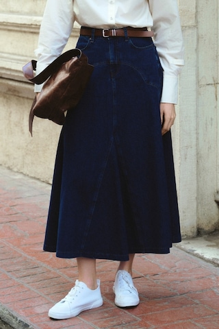 Mizalle Parça Volanlı Lacivert Maksi Denim Etek Lacivert