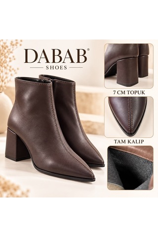 Dabab Shoes Yona Kadın Acı Kahve Cilt Sivri Burun Ön Dikiş Detaylı Fermuarlı İçi Sıcak Astarlı 7 Cm Kalın Topuklu Bot Bootie Kahverengi