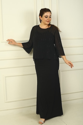 İçi İp Askılı Astarlı Uzun Sandy Elbise Arkası Düğmeli Boncuklu Şifon Bluz Büyük Beden 2'li Takım Siyah
