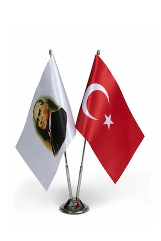 Saten Masa Üstü Ikili Bayrak Takımı Saten Masa Üstü Ikili Bayrak Takımı