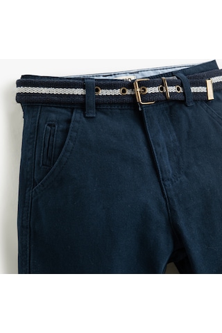 Koton Kumaş Pantolon Slim Fit Kemerli Cepli Beli Ayarlanabilir Lastikli Beli Ayarlanabilir Lastikli Lacivert 3skb40009tw 3SKB40009TW702 Lacivert
