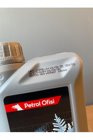 2 Adet Petrol Ofisi Yeşil Renkli Mavi Yerine Geçer İnorganik Konsantre 1 Litre Antifriz 09/2025 Üretim Mavi - Yeşil