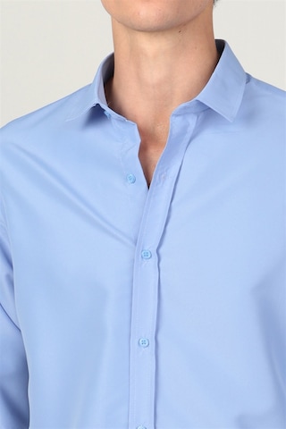 Tudors Slim Fit Uzun Kollu Kolay Ütü Teri Emen Nefes Alan Doku Kravatlık Dört Mevsim Erkek Gömlek 24892 Mavi