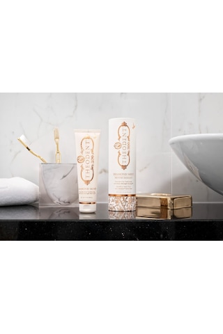 Theodent 300 Diamond Mint Florürsüz Nane Aromalı Diş Macunu 96.4 G