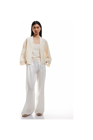 Koton Pamuklu Uzun Geniş Kollu Floral Dokulu Nakışlı Kısa Kimono Ceket Ekru 5sak50033pw Ekru