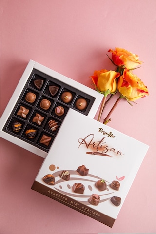 Artizan Dolgulu Karışık Pralin Çikolata Çantalı 160 Gr.