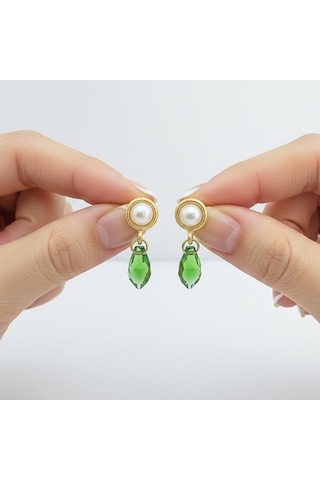 Vaoov 14k Altın Kaplama Yeşil Kristal Taşlı İnci Küpe Gold