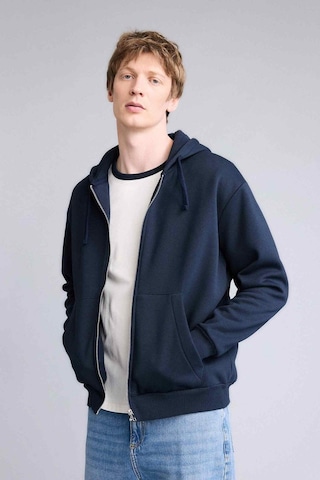 Defacto Relax Fıt Kapüşonlu İçi Yumuşak Tüylü Kalın Kumaş Fermuarlı Sweatshirt D7599AX25AU Lacivert