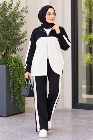 Stilkusagi Siyah Renk Bloklu Fermuarlı Hırka Pantolonlu Triko Takım Oversize Tesettür Siyah - Beyaz