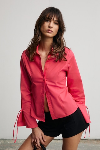 Grımelange Janeta Kadın Kolları Biye Bağlamalı Slim Fit Vucuda Oturan Beyaz Nar Çiçeği Gömlek