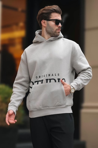 Madmext Boyalı Gri Kapüşonlu Baskılı Cep Detaylı Sweatshirt E7076 Gri