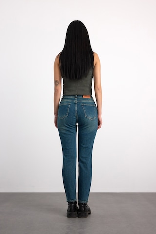 23030-73603 Kadın Mom Fit Hıgh Rıse Tapered Leg Denim Pantolon 23030-73603 Brown