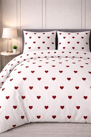 More Home Çift Kişilik Nevresim Takımı Lastikli Çarşaflı Kalpli Desenli Kırmızı Beyaz