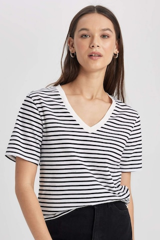 Defacto Regular Fit V Yaka Çizgili Kısa Kollu Tişört X2715AZ24SMBK81 Siyah