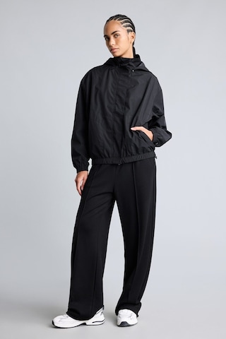 Defacto Rüzgar Geçirmez Regular Fit Reglan Kollu Kapüşonlu Yağmurluk C4949ax26aubk81 Siyah-bk81