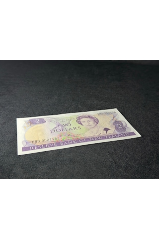 Kraliçe Elisabet Iı Yeni Zelenda 2 Dolar P 170b Seri End No 962118 Unc Çil