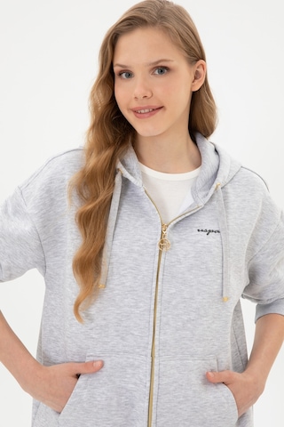 U.S. Polo Assn. Kadın Açık Gri Şardonlu Kapüşonlu Sweatshırt 50314130-VR001