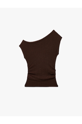 Koton Bürümcük Kumaş Drape Detaylı Asimetrik Kayık Yaka Kolsuz Bluz Kahverengi 6wak10205ek Kahve