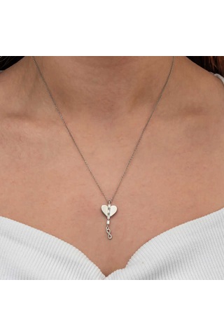 Lucky Life Gümüş Kalpli Sonsuzluk Kadın Kolye Gümüş