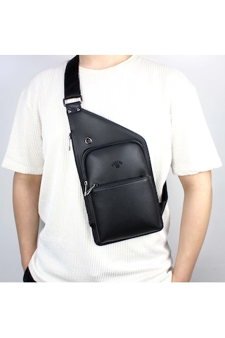 Erkek Siyah Kulaklık Çıkışlı Çapraz Askılı Göğüs Body Bag Çanta