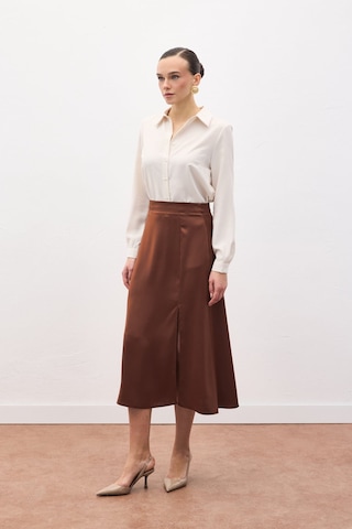 Sateen Yırtmaçlı Saten Etek - Kahve-136723 Kahve