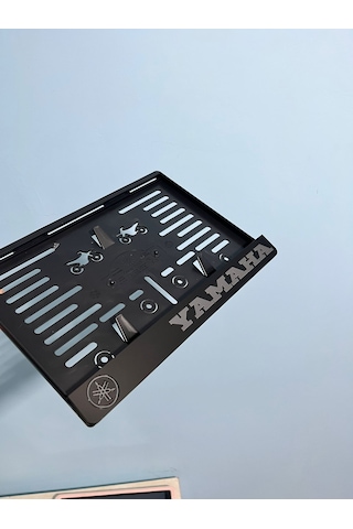 Yamaha Pleksi Motor Plakalığı