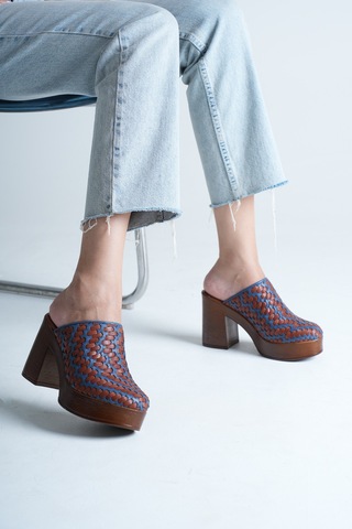 Analin Shoes Kadın Hakiki Deri Platform Topuklu Örgülü Terlik Mavi