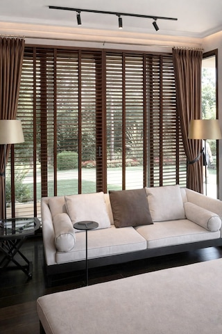 N.luxury Koyu Ceviz 50mm %100 Gerçek Ahşap Jaluzi Perde Redüktörlü Zincir Mekanizmalı Ofis/ev Tüm Mekanlar Koyu Ceviz