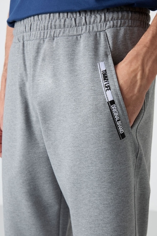 Tommylife Tommy Life Gri Melanj Ön Cep Detaylı Standart Kalıp Klasik Paça Erkek Kapri - 83092 GRI MELANJ