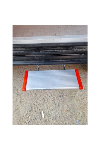 Yatek Karavan Manuel Çekme Karavan Basamak Küçük