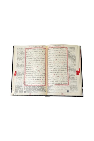 Cami Boy Kuranı Kerim Ve Yüce Meali Kâbe 616 Sayfa 25x34 Cm Bilgisayar Hatlı Sıvama Kapak Kadife Kutu