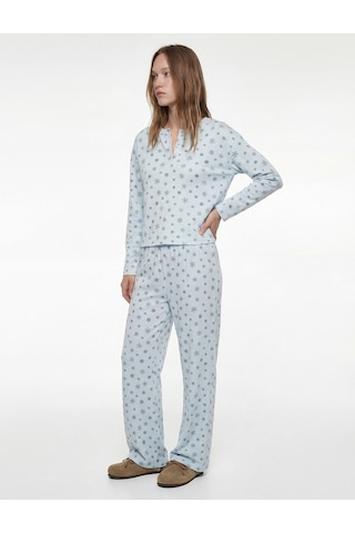 Koton Bisiklet Yaka Rahat Kalıp Uzun Kollu Desenli Viskon Pijama Üstü Mavi Desenli 6wlk40033mk Mavi Desenli