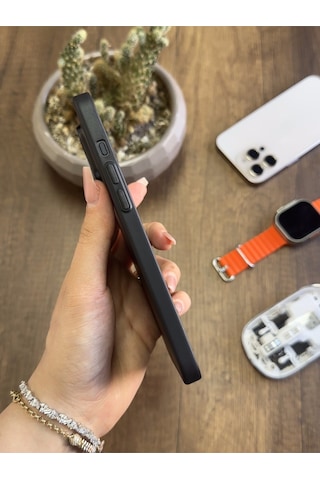 Apple iPhone 13 Pro Max Uyumlu Süper İnce Mat Ultra Thin Silikon Kılıf Siyah