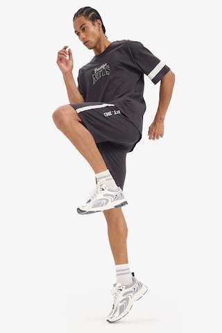 DeFactoFit NBA Brooklyn Nets Oversize Geniş Kalıp Kısa Paça Şort E2188AX25SMAR210