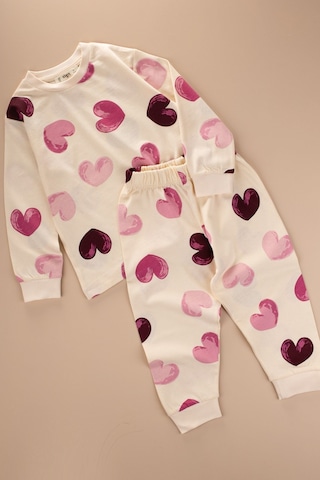 Cigit Desenli Pijama Takımı 2-8 Yaş Ekru Kalp Desenli