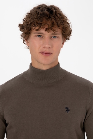 U.S. Polo Assn. Erkek Slim Fit Boğazlı Vizon Basic Kazak 50313712-VR052