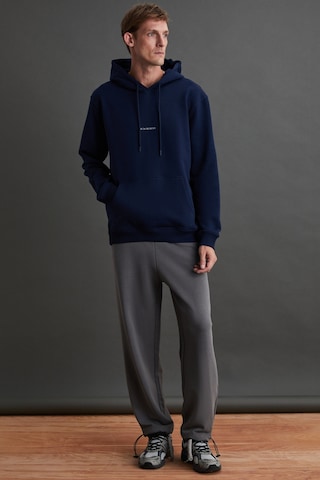 Grımelange Epıc Erkek Yumusaçık Kumaşlı Nakış Detaylı Kapüşonlu Kordonlu Regular Lacivert Sweatshirt