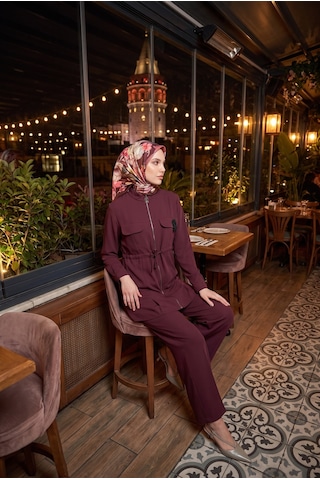 Armine Trend Fermuarlı Dik Yaka Bel Büzgülü Pantolonlu İkili Tesettür Takım Mürdüm 26yt6180