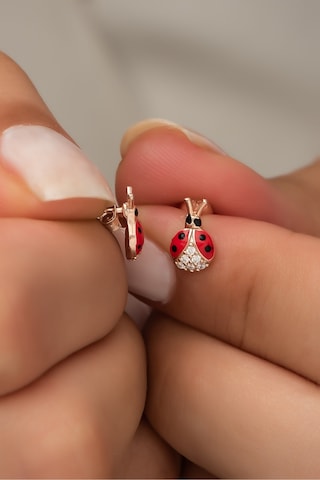 Nereze 925 Ayar Gümüş Minik Kırmızı Mineli Uğur Böceği Küpe