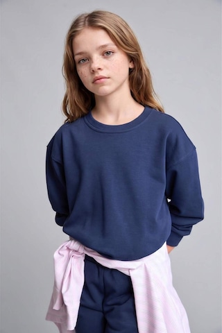 Defacto Relax Fıt Bisiklet Yaka Lacivert Sweatshirt Kız Çocuk E6842a826aunv241 Lacivert-nv241