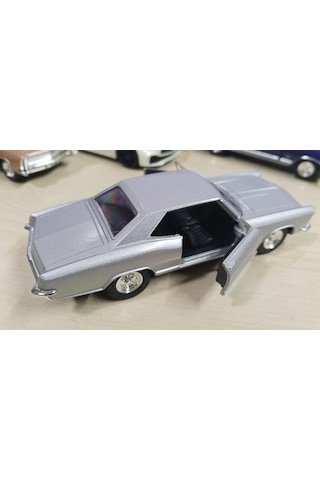 Oyuncak Metal Model Araba 1/36 Çek Bırak 1965 Buick Riviera Silver Gümüş