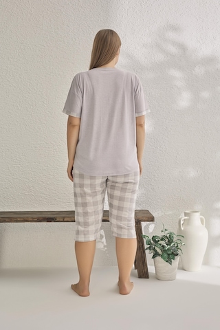 Estiva Kadın More Yazılı Kısa Kollu Kaprili Büyük Beden Yazlık Viskon Pijama Takımı - Gri Çok Renkli