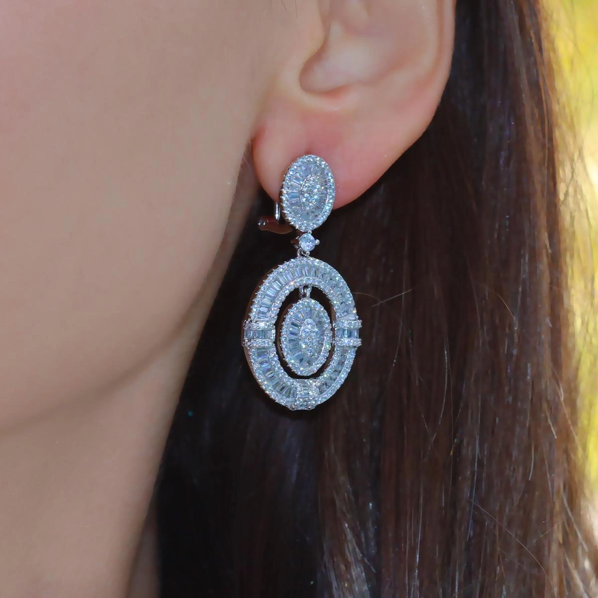 Baget Oval Işıltı Gümüş Küpe Gümüş