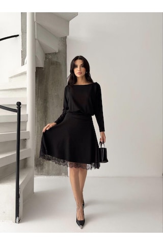 Kadın Dantelli Bel Drape Detaylı Kayık Yaka Modal Kumaş Midi Elbise Siyah
