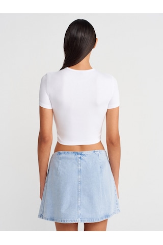 Dilvin 31647 Düğme Detaylı Crop Top-beyaz Beyaz